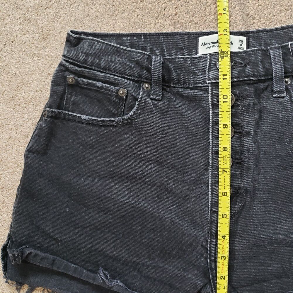 Abercrombie & Fitch Black High Rise Mom Shorts Curve Love Cuffed Button Fly 29/8 - Picture 6 of 8